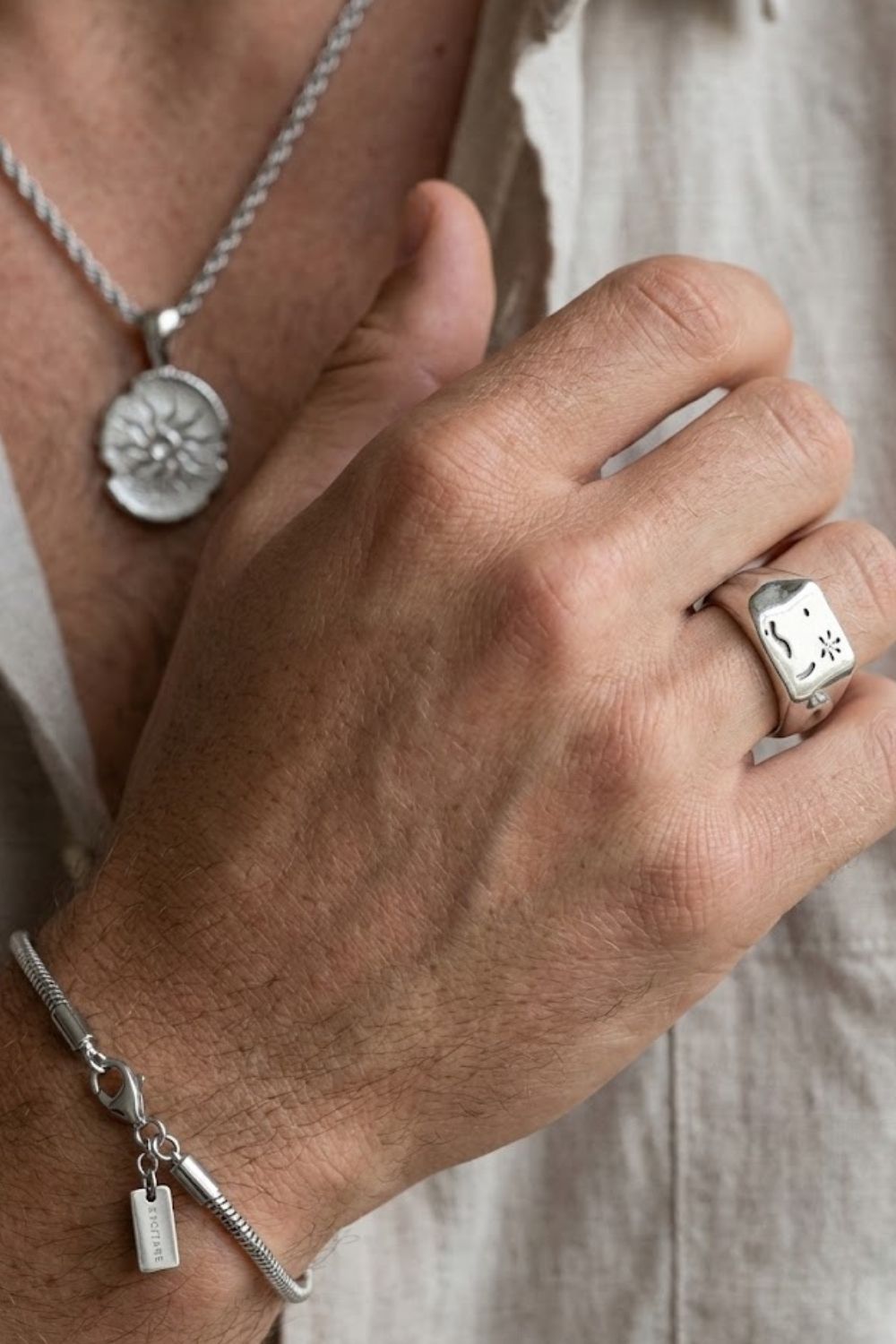 Rings, Chains, or Bracelets? The Best Jewelry for Men (Daily Style Guide)