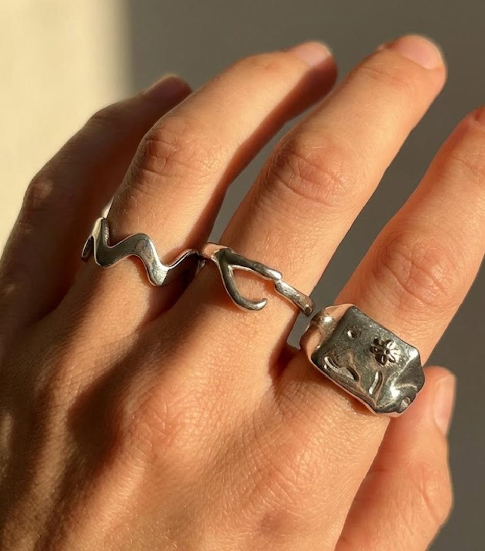 Ring Gift Guide - How to Buy a Ring Without Knowing Their Size